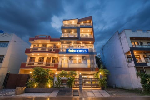 Property building, Facade/entrance