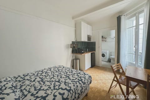 Flexliving - Studio - Championnet Apartment in Paris