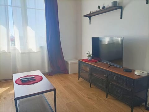 Le Petit Rosier apartment vers Paris Apartment in Vitry-sur-Seine