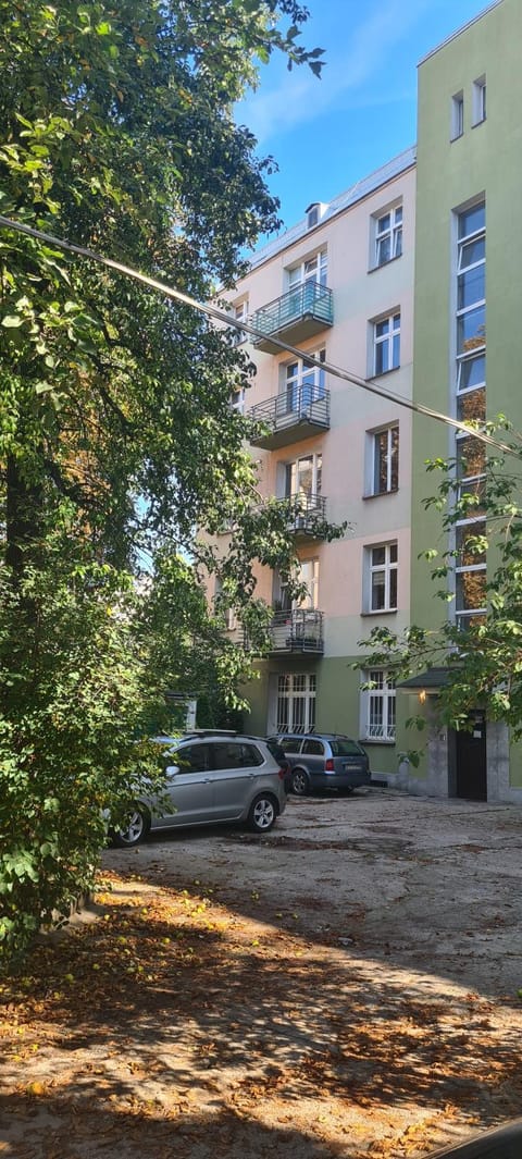 Property building, Parking