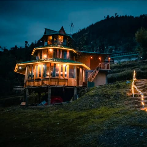 Property building, Night, Mountain view