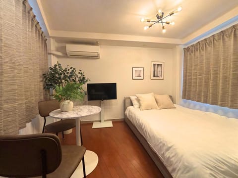 Bed, Living room, Bedroom