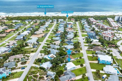 Tropical Escape House in Butler Beach