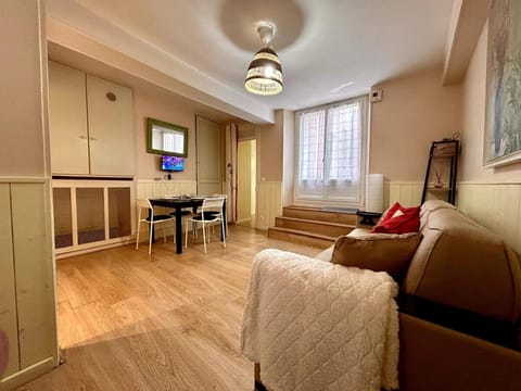 Terrasse des sablons - 4 pers - Centre Apartment in Fontainebleau