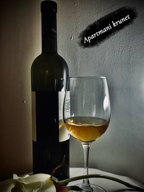 Food and drinks, Drinks, Alcoholic drinks