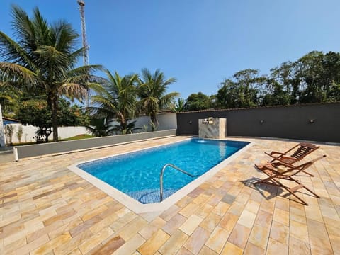Pool view, Swimming pool, sunbed