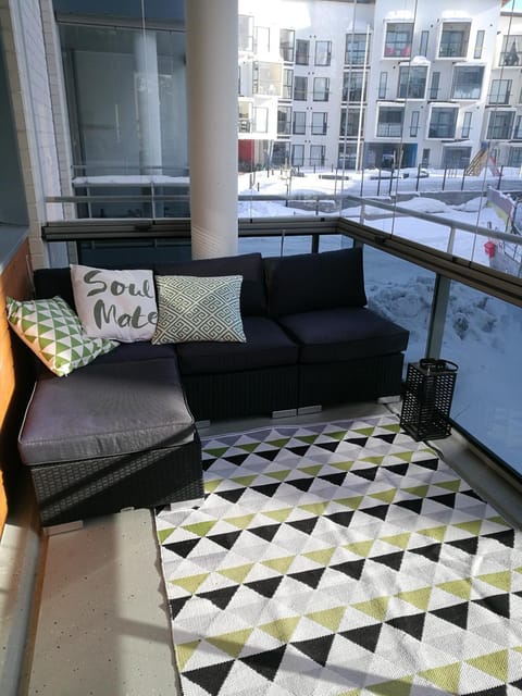 View (from property/room), Balcony/Terrace, Seating area