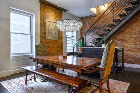Lux Townhome - Washington Park - Walk to ALL House in Over The Rhine