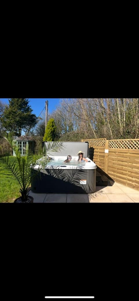 Stunning cottage with hot tub House in Teignbridge