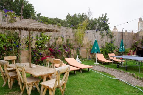 Garden, Seating area