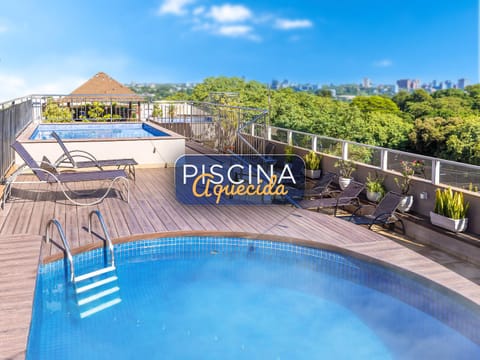 Restaurant/places to eat, Swimming pool