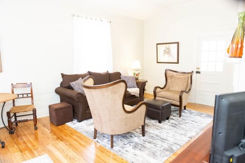 Sweet Auntie House in Natchez