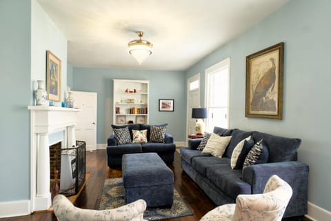 Borum House - 3 Bed, 2 & Half Bath, Full Kitchen, Heart of Downtown Natchez House in Natchez