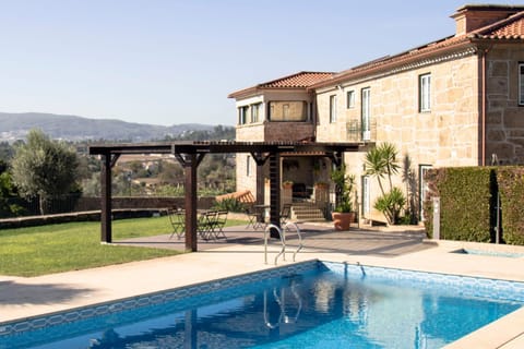 Property building, Patio, Day, Natural landscape, Summer, Garden, Balcony/Terrace, Lobby or reception, Banquet/Function facilities, Decorative detail, On site, Swimming pool, Swimming pool