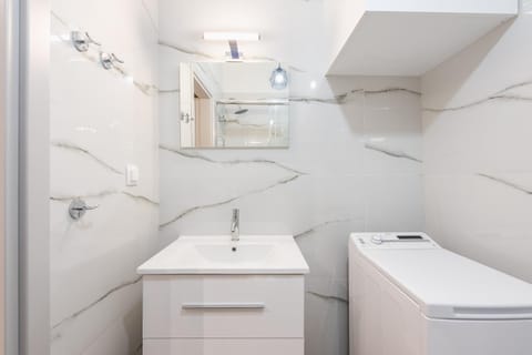 Kallithea Kyprou Square ! Apartment in Kallithea