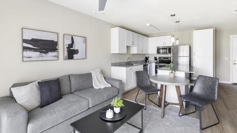 Landing at Camden Crossing - 1 Bedroom in Fort Worth Apartment in Fort Worth