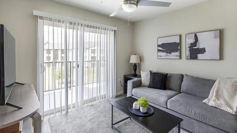 Landing at Camden Crossing - 1 Bedroom in Fort Worth Apartment in Fort Worth