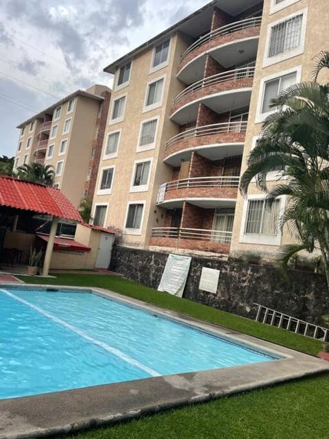 Depa cerca hospital Issste y jardines de fiesta Apartment in State of Morelos