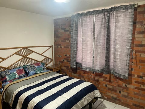 Depa cerca hospital Issste y jardines de fiesta Apartment in State of Morelos