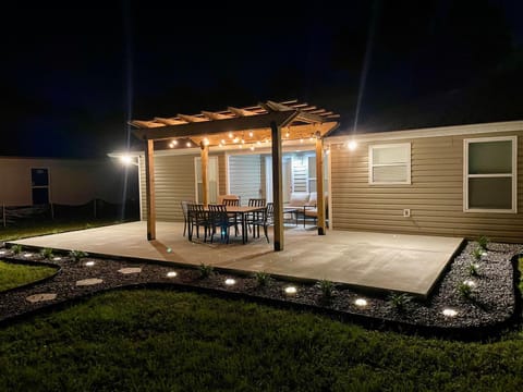 Pensacola Coastal Retreat Near UWF Family-friendly House in Alabama