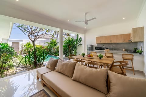 Garden, Seating area, Garden view