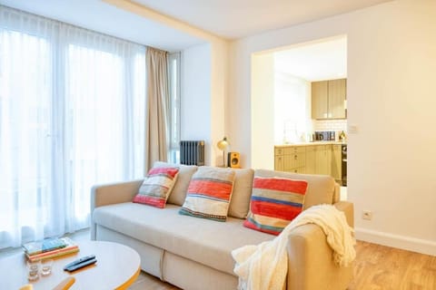 Chic 3-BR Oasis in Ghent - Stylish Interiors Apartment in Ghent