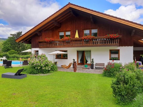 Property building, Garden, Garden view