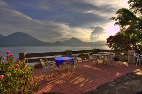 View (from property/room), Balcony/Terrace, Beach
