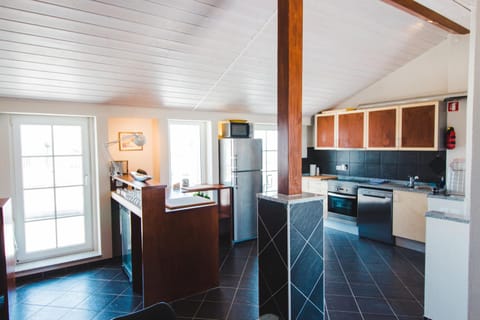 Dining area, Communal kitchen