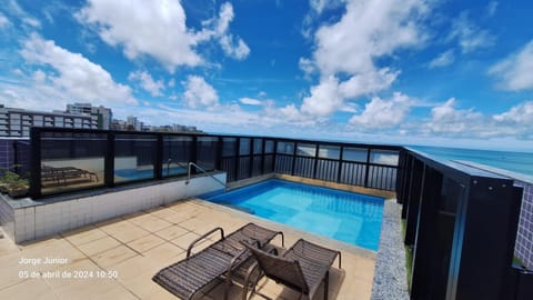 Patio, Balcony/Terrace, Sea view, Swimming pool, sunbed