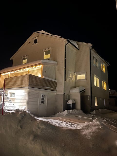 Trælvik Huset A Apartment in Nordland, Norway