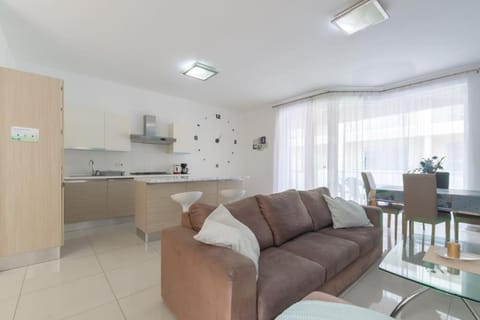 Spacious Apartment with Side Sea View Apartment in Saint Paul's Bay