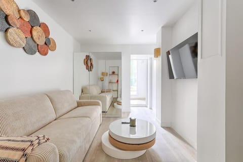 Studio de charme au coeur de Charenton Apartment in Charenton-le-Pont