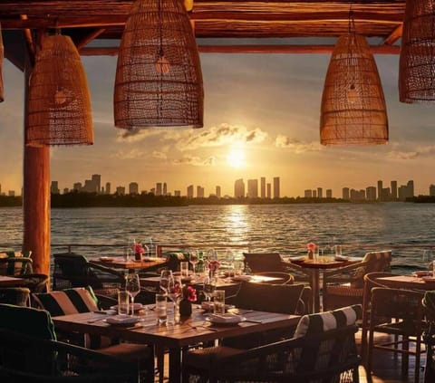 Restaurant/places to eat, Day, Banquet/Function facilities, Sea view, Sunset