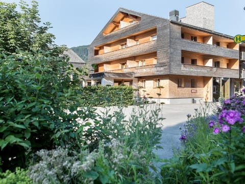 Property building, Day, Summer, Garden, Garden view