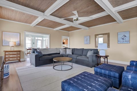 Sunset Seclusion by Sea Scape Properties House in Wrightsville Beach