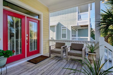 The Swell Life by Sea Scape Properties House in Carolina Beach