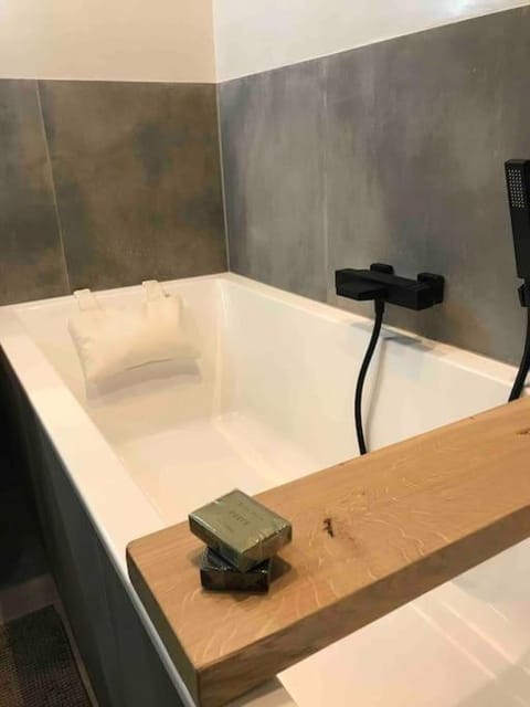 115 m2 apartment with garden 200m from the beach Apartment in The Hague