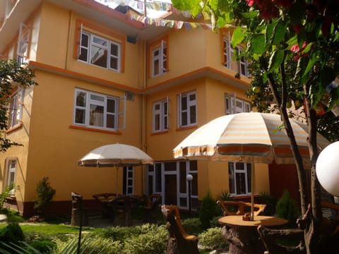Facade/entrance, Garden view
