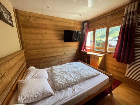 Bed, Bedroom, furniture