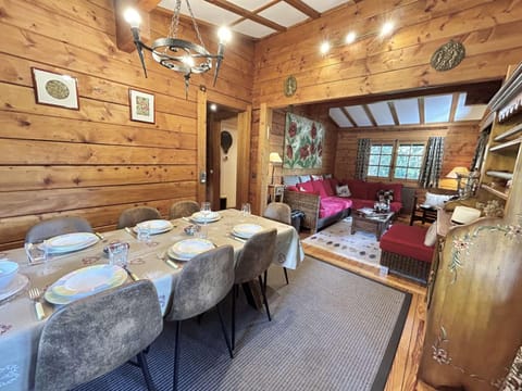 Chalet 6-8 pers, 4 chambres, proche remontées, parking - FR-1-597-182 Chalet in Megève