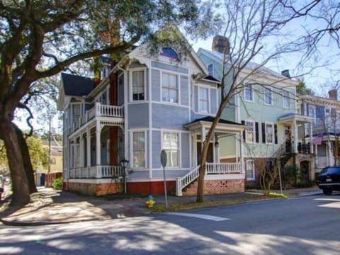Big Blue House - Both Units - Near Forsyth Park House in Savannah