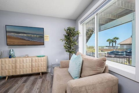 View (from property/room), Living room, Seating area, Sea view