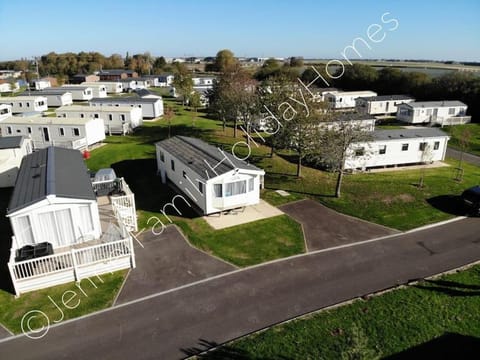 Jenner Family Holiday Homes at Tattershall Lakes Apartment in Tattershall