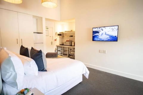 Studio 7 - Hermanus Waterfront Apartments Apartment in Hermanus