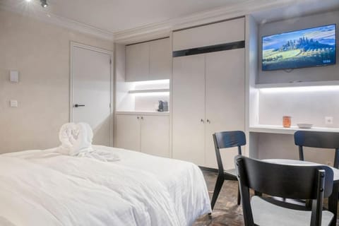 Cozy Ghent Studio for 4 Guests Apartment in Ghent