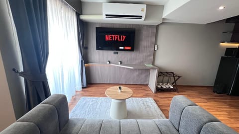 TV and multimedia, Living room, air conditioner
