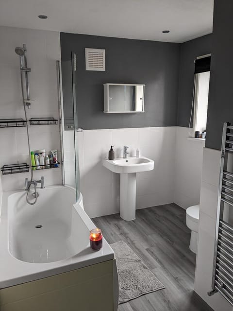 Shower, Bathroom, Bath