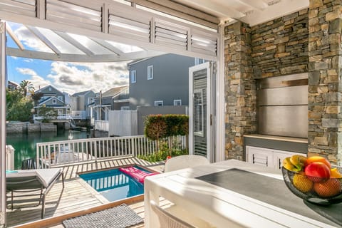 Inner courtyard view