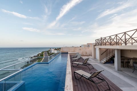 Day, Natural landscape, View (from property/room), Pool view, Sea view, Swimming pool, sunbed